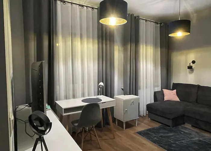 “apartcalm - Like At Home” - Close To Subway Varsó